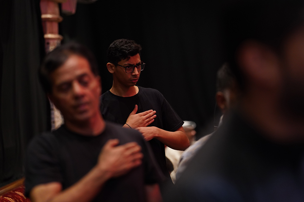 1 (17)